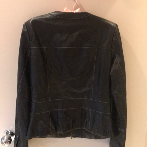 Leather jacket - Picture 3 of 3